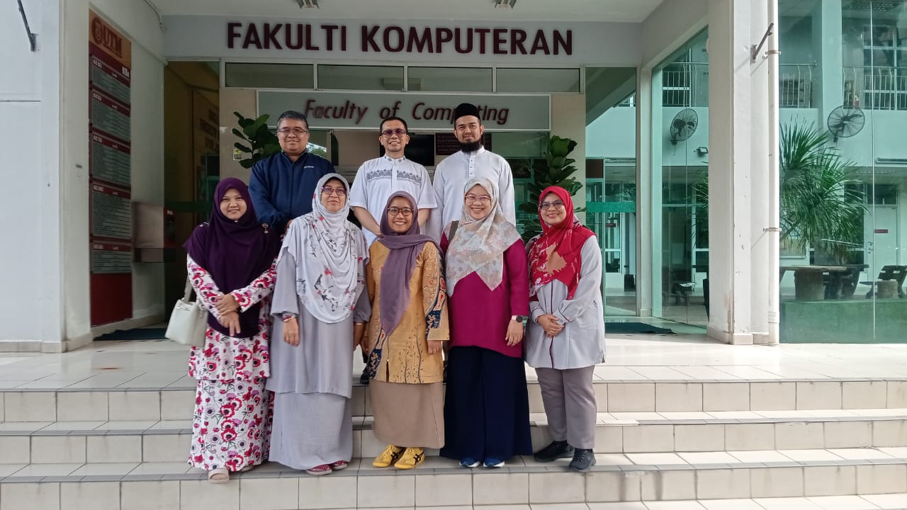 UNISA Yogyakarta dan UTM: Kolaborasi Sains Teknologi Global