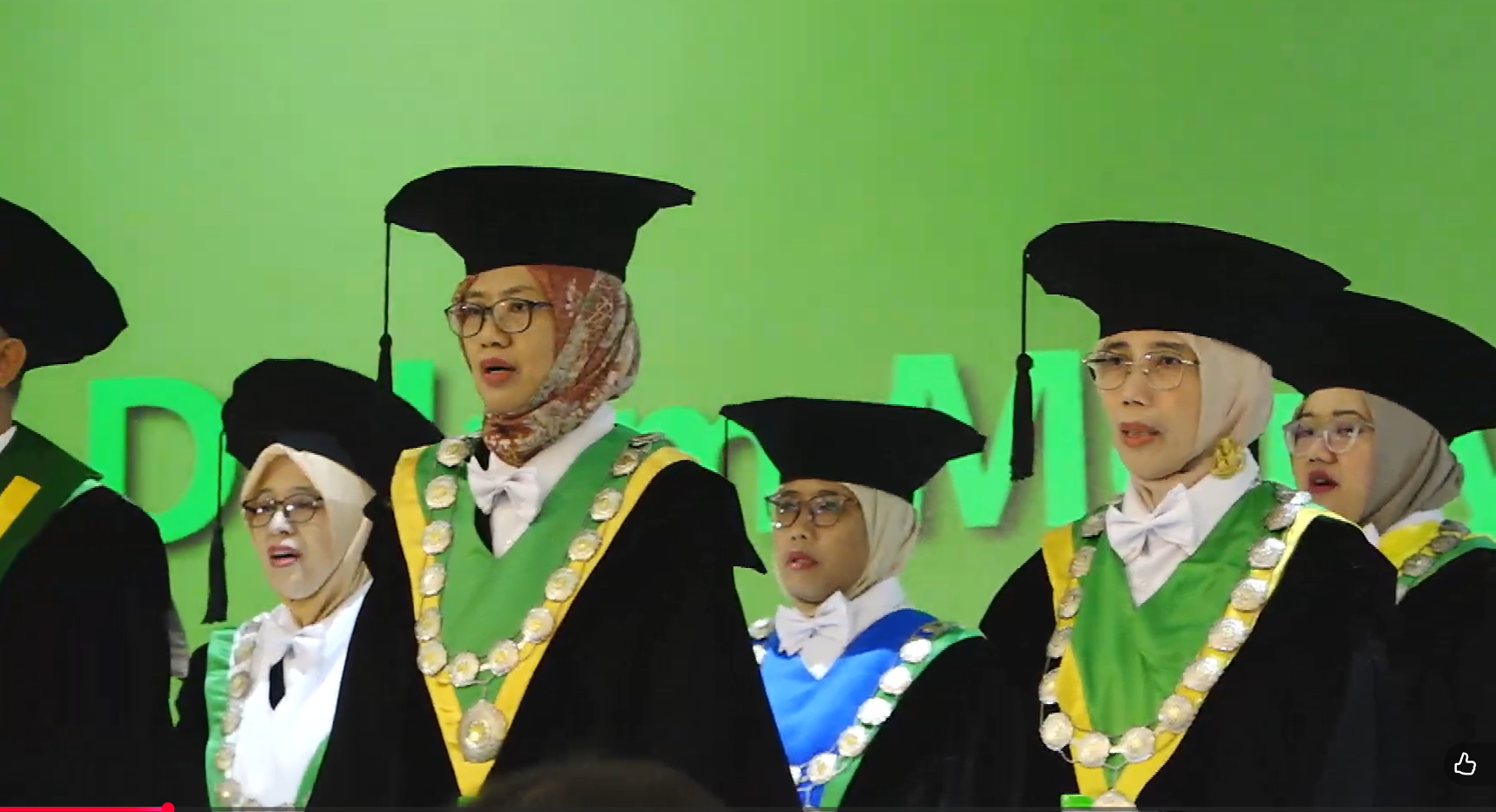 UNISA Yogyakarta Gelar Wisuda Periode 26, Mahasiswa FST Raih Predikat Terbaik Akademik dan Non-Akademik